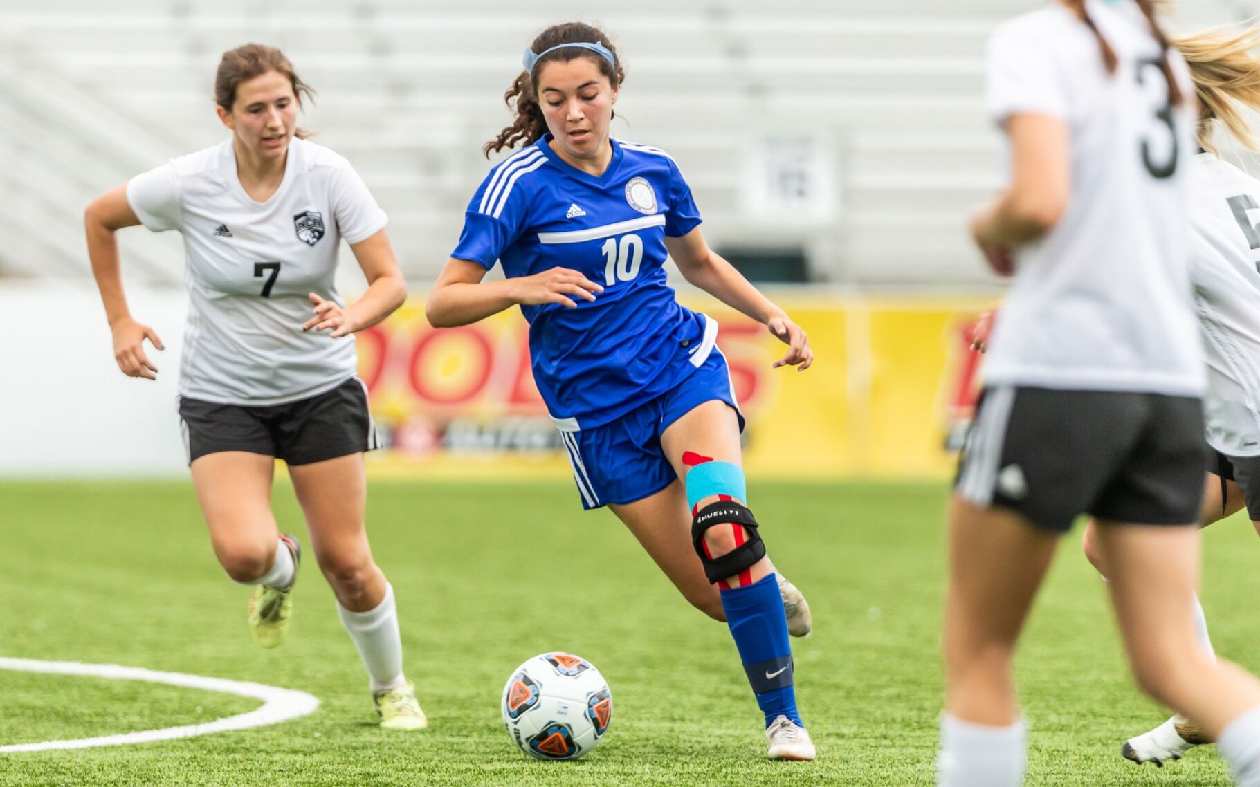 John Burroughs 4, New Covenant 0